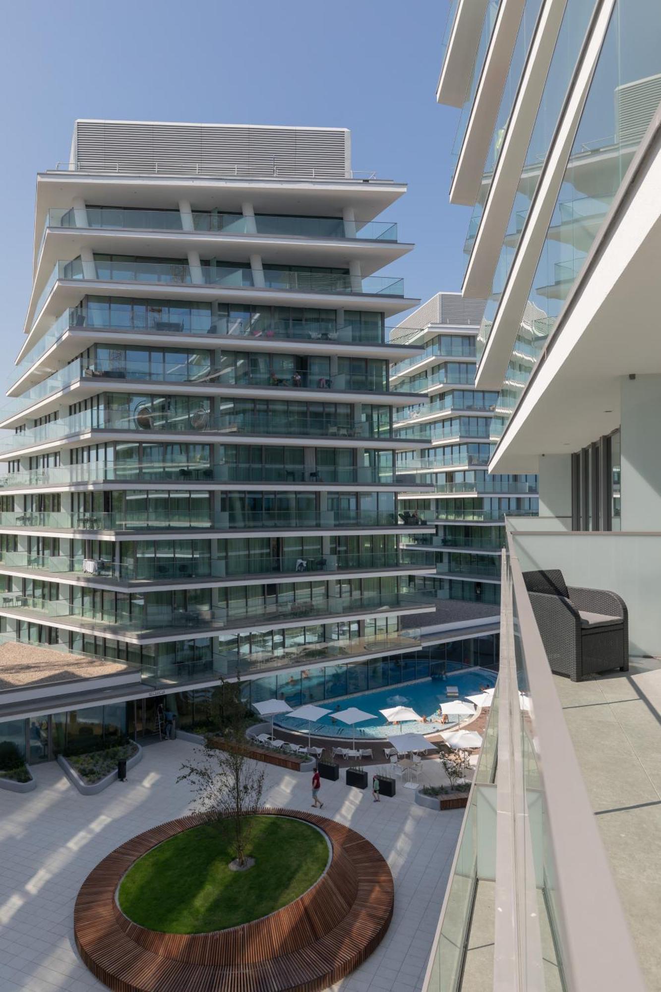 Royallux Apartment Waves Resort & Spa - Sea View From Balcony By Renters Prestige Misdroy Exterior foto
