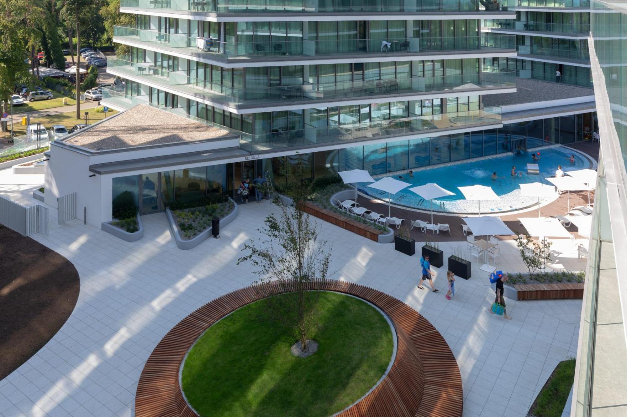 Royallux Apartment Waves Resort & Spa - Sea View From Balcony By Renters Prestige Misdroy Exterior foto