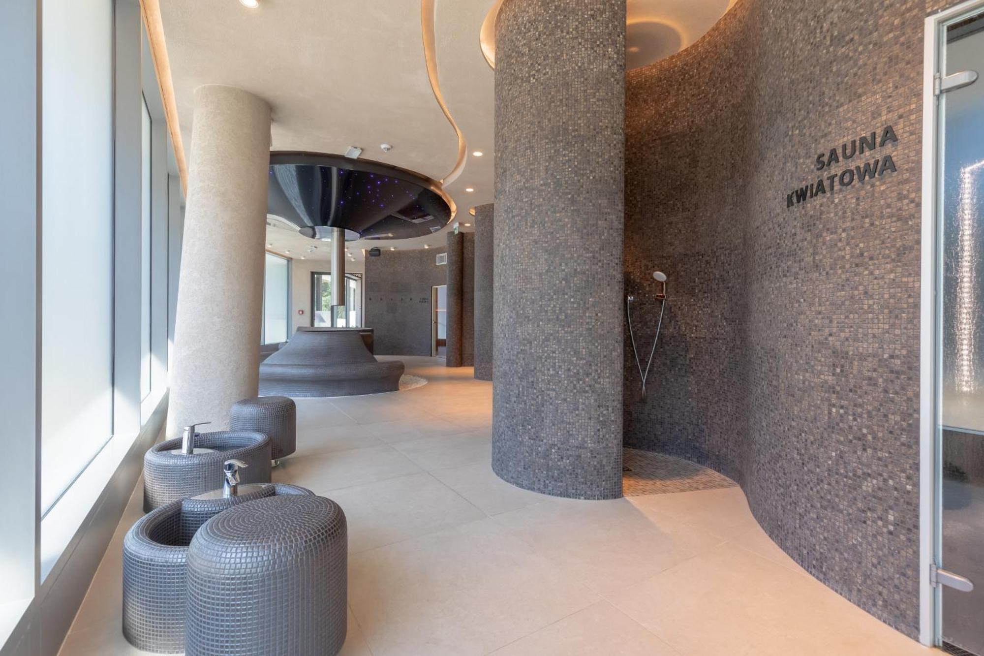 Royallux Apartment Waves Resort & Spa - Sea View From Balcony By Renters Prestige Misdroy Exterior foto